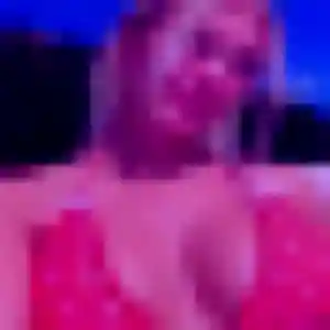 Rencontre Alexandra, 24 ans à Angoulême en privé