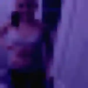 Photo privée de Suzanne, 21 ans à Armentières - rencontre coquine