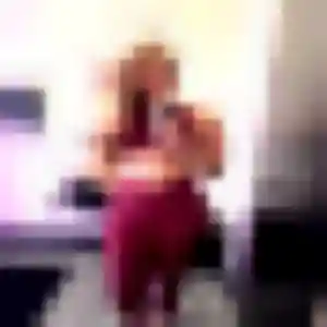 Photo exclusive de Florence, 20 ans à Arradon - rencontre sans lendemain