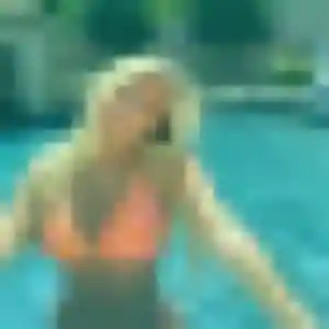 Hermine, 19 ans, en ligne à Auvers-sur-Oise pour un rencontre cougar