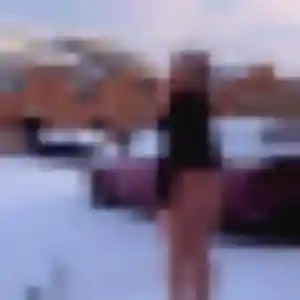 Claire, 24 ans, en ligne à Avrillé pour une rencontre coquine