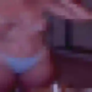 Karen (35 ans) à Bayonne cherche un rencontre cougar aujourd'hui