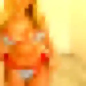 Delice, 24 ans, connectée à Bonneuil-sur-Marne pour un rencontre cougar