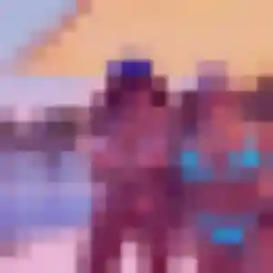 Blanche, 24 ans, connectée à Bouéni pour une rencontre coquine