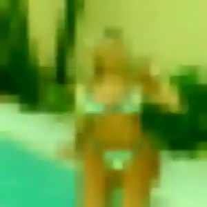 rencontre cougar à Cambrai : photo de Lena, 23 ans - accès libre