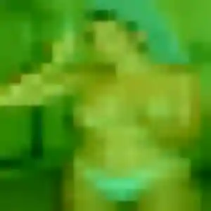 Photo sexy de Kim, 21 ans à Caudebec-lès-Elbeuf - plan discret