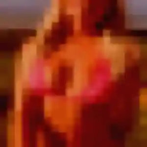 Sonia, 27 ans, connectée à Chamonix-Mont-Blanc pour un rencontre cougar