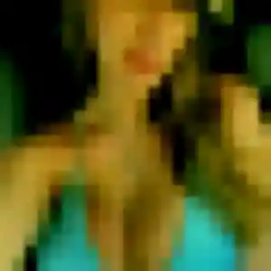Photo de Debora à Champagne-sur-Oise (38 ans) - rencontre cougar sans inscription