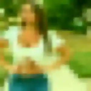 Rebecca, 28 ans, en ligne à Chanverrie pour un rencontre cougar