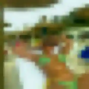 Photo exclusive de Anne-Laure, 22 ans à Châteaulin - rencontre sans lendemain