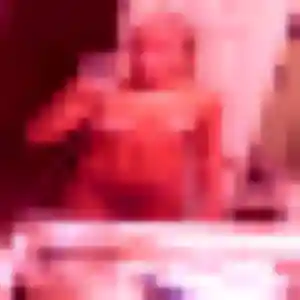 Brune, femme de 28 ans cherche rencontre cougar à Corbie