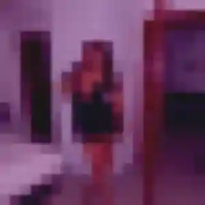 Photo exclusive de Constance, 25 ans à Courbevoie - plan discret