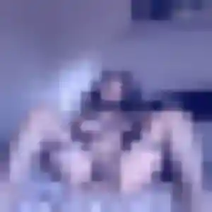 Emmanuelle, 26 ans, connectée à Cuincy pour un rencontre cougar