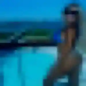Violette (27 ans) à Décines-Charpieu cherche un rencontre cougar maintenant