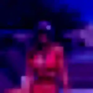 Belle Anouk, 20 ans à Divonne-les-Bains - voir sa photo