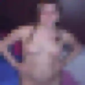 Flavia, 29 ans, cherche un rencontre cougar à Dourges