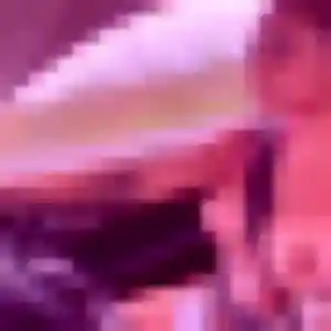 Découvre Roxane, 26 ans à Eyguières en privé