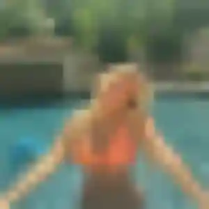 Photo de Theresa à Franconville (19 ans) - rencontre cougar sans inscription