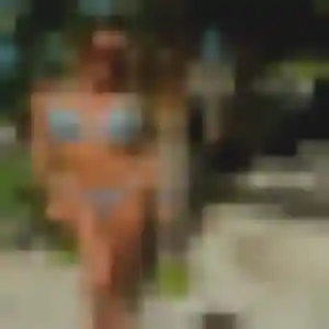 Oriane (29 ans) à Grenoble propose un rencontre cougar ce soir