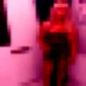 Estee, 19 ans, en ligne à Houilles pour une rencontre coquine