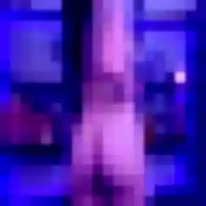 Photo de Solange à Jassans-Riottier (21 ans) - rencontre cougar discret