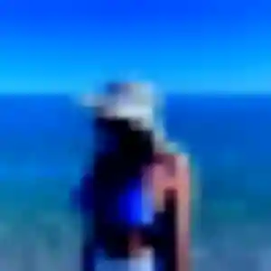 Elena (35 ans) à Jœuf cherche une rencontre rapidement