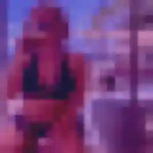 Sexy Eleonore, 20 ans à L'Haÿ-les-Roses - voir sa photo
