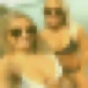 Photo privée de Clemence, 29 ans à La Garenne-Colombes - rencontre sans lendemain