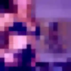 Sexy Lucienne, 27 ans à Le Mesnil-le-Roi - voir sa photo