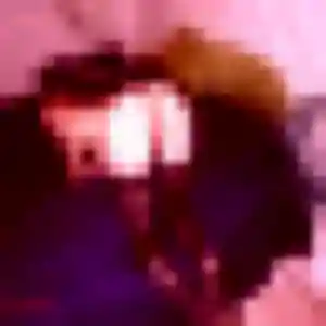 Phoebe de Les Clayes-sous-Bois, 21 ans - rencontre cougar sans prise de tête