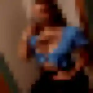Idalina (22 ans) à Linas propose un rencontre cougar rapidement