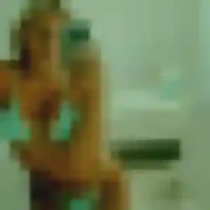 Irina, femme de 39 ans cherche rencontre cougar à Loireauxence