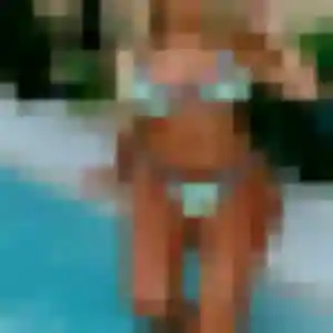 Joana, 27 ans, connectée à Maen Roch pour un rencontre cougar