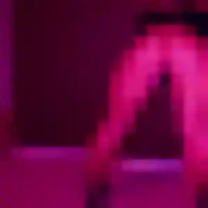 Rencontre Laura, 42 ans à Mer en privé
