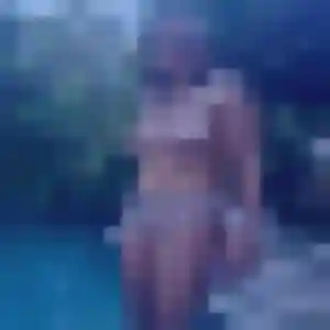 Sarah de Mont-Saint-Martin, 38 ans - rencontre cougar discret