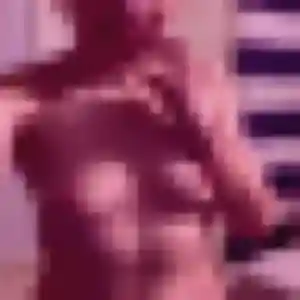 Urielle, 41 ans, cherche un rencontre cougar à Montrond-les-Bains