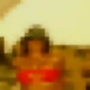 Photo privée de Jade, 30 ans à Neuville-sur-Saône - plan discret