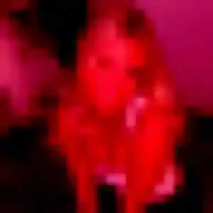 Photo de Hilary à Nîmes (33 ans) - rencontre cougar anonyme