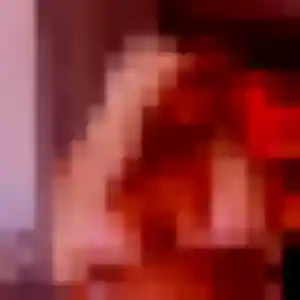 Anne-Charlotte, 37 ans, dispo pour rencontre cougar à Noves