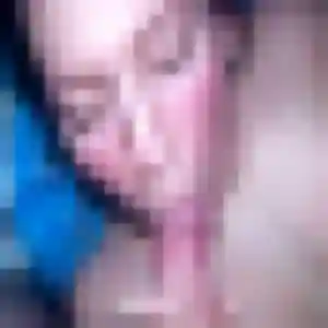 Yasmine, 21 ans, connectée à Oyonnax pour une rencontre coquine
