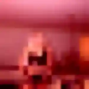Heloise de Paray-Vieille-Poste, 20 ans - rencontre cougar sans prise de tête
