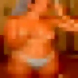Photo privée de Marine, 24 ans à Penmarch - plan discret