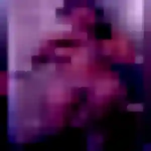 Albane, 21 ans, en ligne à Petit-Couronne pour une rencontre coquine