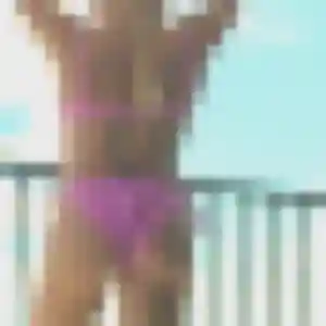 Fatima, 28 ans, en ligne à Port-Saint-Louis-du-Rhône pour un rencontre cougar