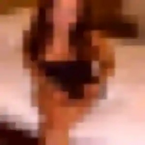 Photo de Anne-Sophie à Rochefort (35 ans) - rencontre cougar discret
