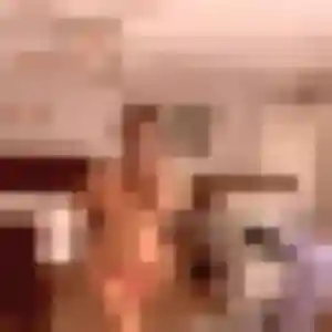 Kenza, 30 ans, dispo pour rencontre cougar à Rombas
