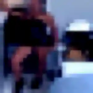 Ornella, fille de 21 ans cherche rencontre cougar à Saint-Bonnet-de-Mure