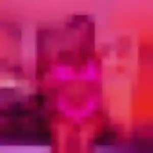 Kim, femme de 33 ans propose rencontre cougar à Saint-Chéron