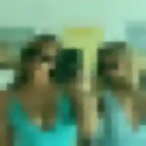 Photo de Solange à Saint-Denis (32 ans) - rencontre cougar anonyme
