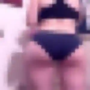 Emeraude, femme de 37 ans veut rencontre cougar à Saint-Étienne-au-Mont